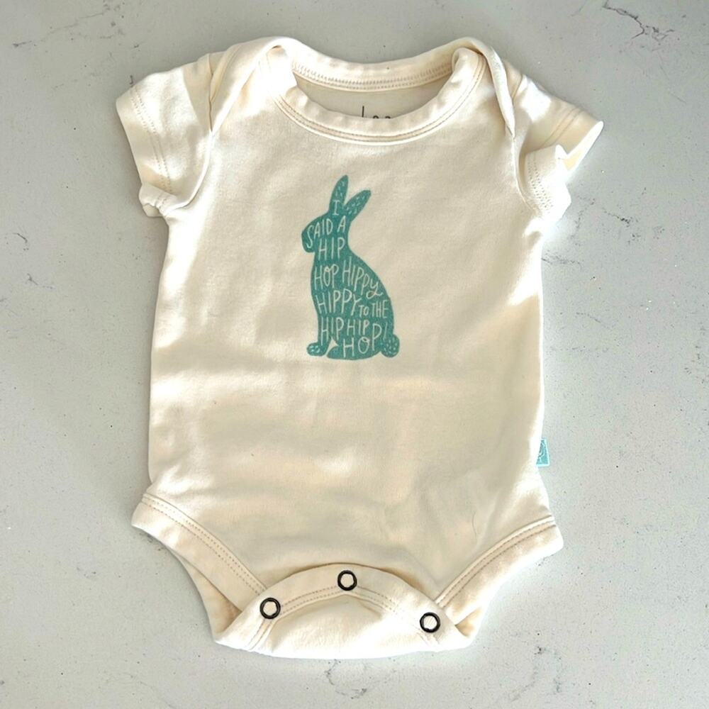 Finn & Emma Easter Graphic Onesie | 0-3 month
